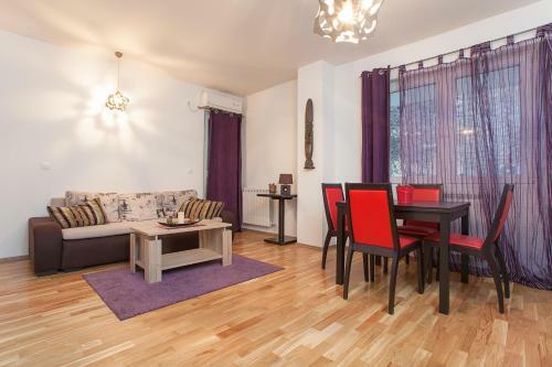 Apartamento City Park Area ? Parking ? Wifi ? Whole Flat