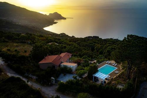Cefal� Nest Pool House Terrace Sea View