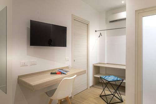 Hostal Coresi Rooms