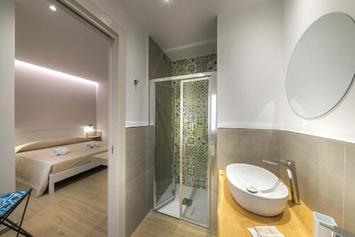 Hostal Coresi Rooms