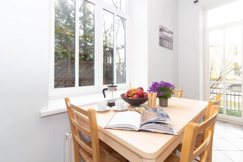 -v66- Apartment, By Cohost