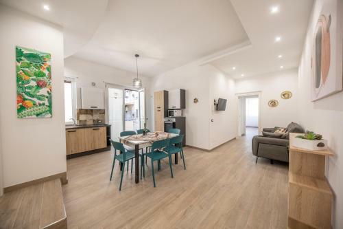 Trinacria Apartments