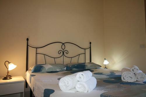 Adelfes Apartments