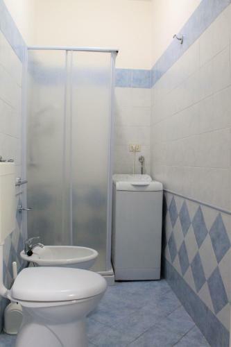 Adelfes Apartments