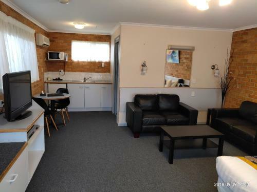 Coachman Motel