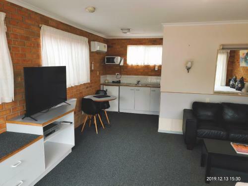 Coachman Motel