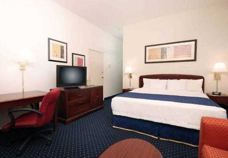 Hotel Courtyard Palmdale