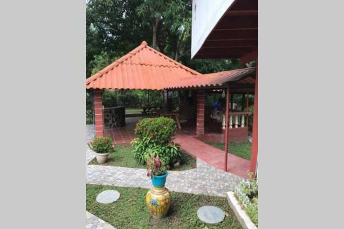 La Canela Beach Cottage, 5 Minute Walk To Beach