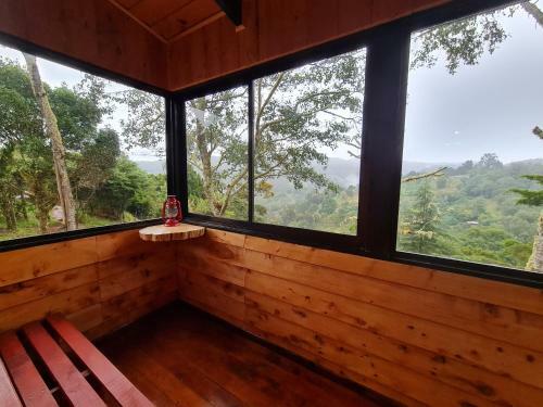 Las Bromelias Lodge