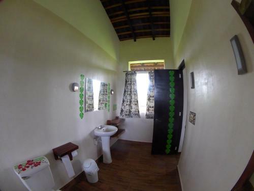 Albergue Hostal Haizeak