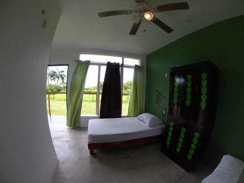 Albergue Hostal Haizeak