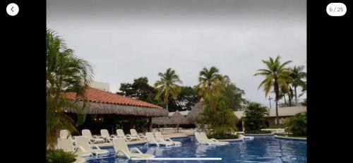 Sublime Villa Sur Le Golf De Coronado