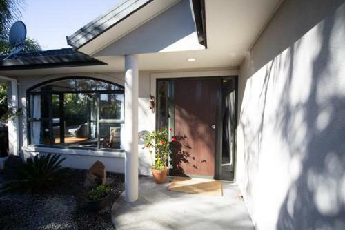 Bed & Breakfast Palm Garden Papamoa Beach Paradise