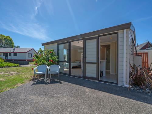 Sandcastles And Sunshine - Pauanui Holiday Home