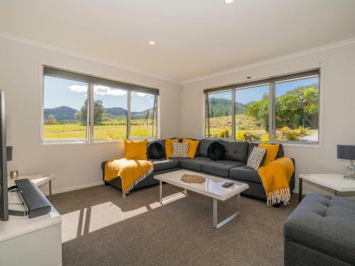 Pauanui Pines - Pauanui Holiday Home