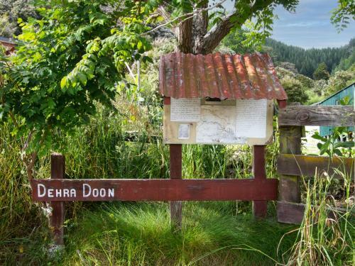 Kea Cabin - Disability Accessible Riwaka Holiday Unit