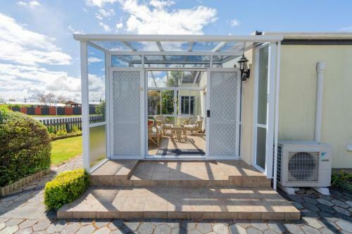 Hinahina House - Te Anau Holiday Home