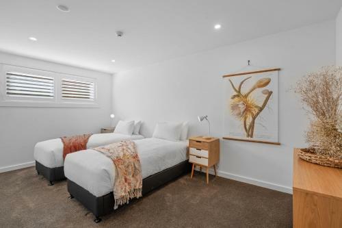 Winona Of Wanaka - Luxury Lakefront Apartment