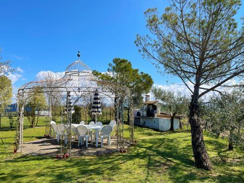Apartamento Incantevole Appartamento Con Piscina A Siena