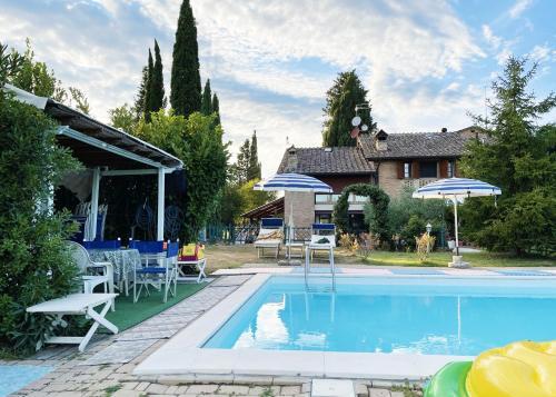Apartamento Incantevole Appartamento Con Piscina A Siena