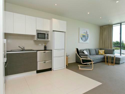 Harbourview Apartment - Taupo Holiday Apartment