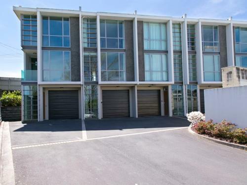 Harbourview Apartment - Taupo Holiday Apartment