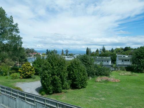 Harbourview Apartment - Taupo Holiday Apartment