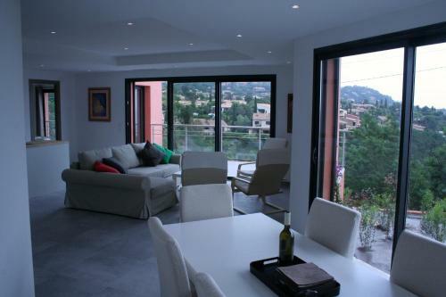 Apartment Residence Arc En Ciel