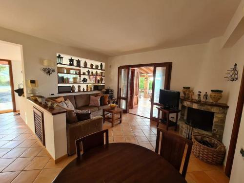 Villa Del Carrubo A Due Passi Dal Mare Di Cefal�