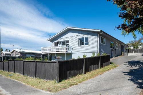Adventure Awaits - Taupo Holiday Home