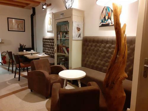 Hotel Le Clos Des Capitelles