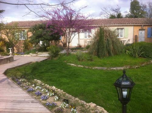 Hotel Le Clos Des Capitelles
