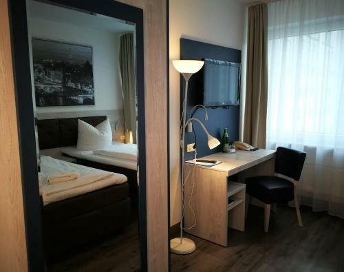 Hotel Near By