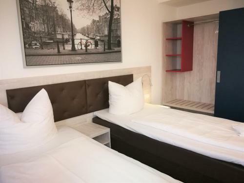 Hotel Near By
