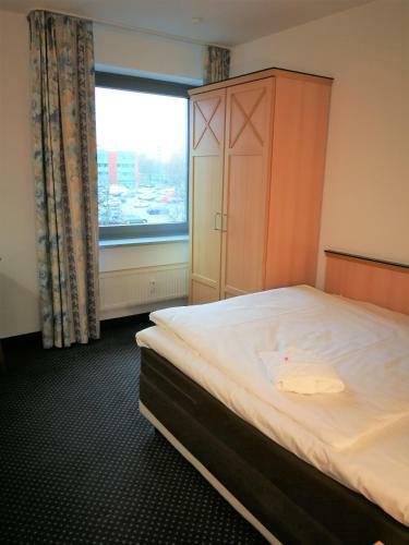 Hotel Near By