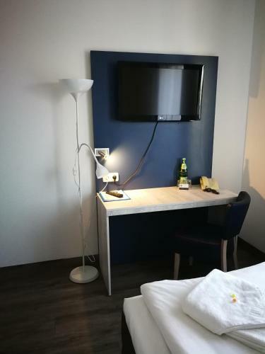 Hotel Near By