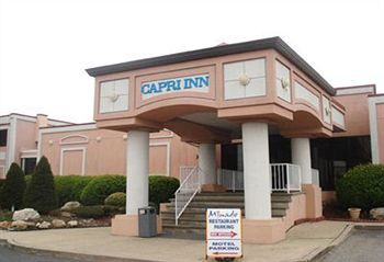 Motel Rodeway Capri Inn