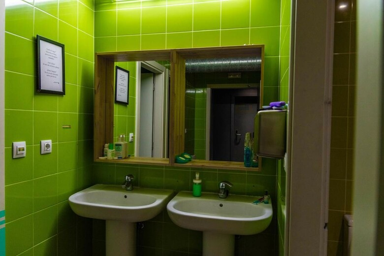 Ganbara Hostel
