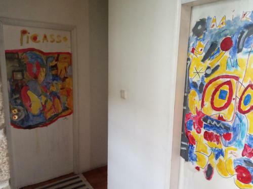 Dans L'atelier Hostel