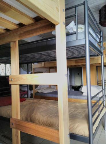 Dans L'atelier Hostel