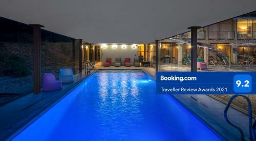 Casa de F�rias Com Piscina Interior Aquec�vel Quinta de Semelhe