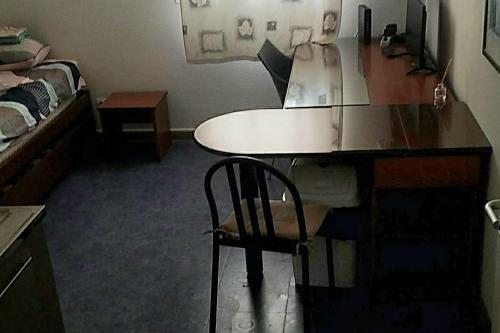 Apartamento 19 M2 With Wifi-garage In Downtown Avignon