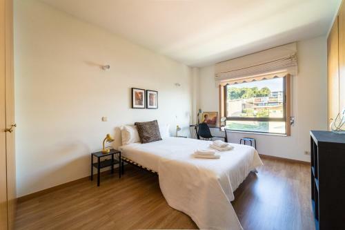 Esp�rito Santo - T4 Apartamento Familiar - Braga