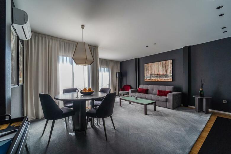 Lux Housing S�culo XXI
