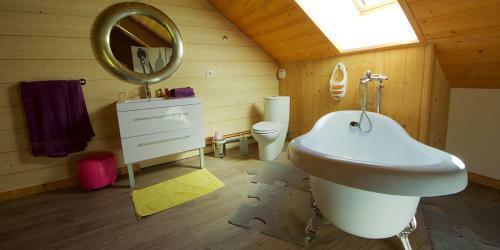 Bed & Breakfast Chambres D'h�tes Couleurs Bois & Spa