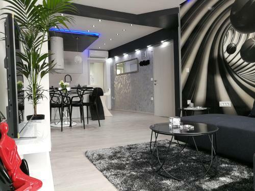 Family City Center Apartments