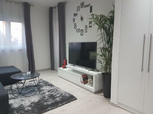 Family City Center Apartments