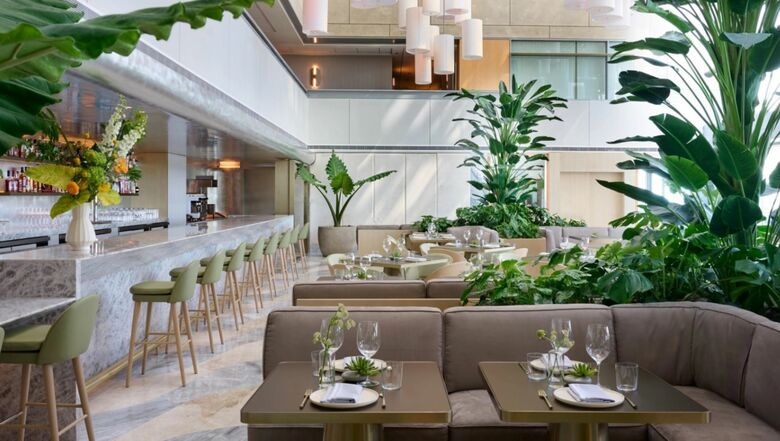 Hotel Conrad