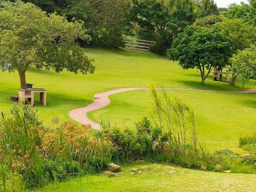 Lovely 3 Bedroom Apartment In Sheffield/ballito
