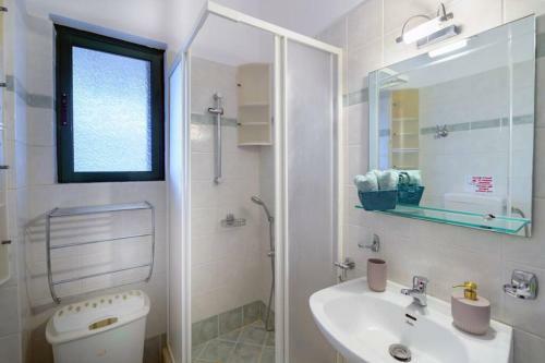 Apartamento Contemporary Beach House-sikinos